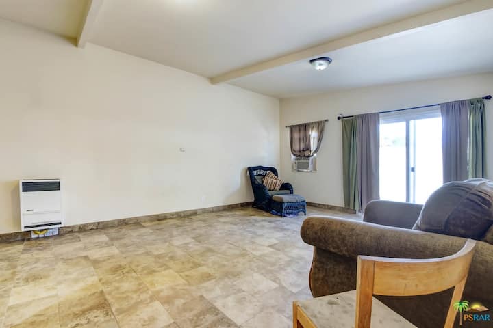 Palm Springs Home With  San Jacinto Mountain Views - Cabazon, CA