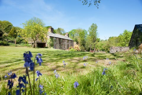 Llanerch wonderful secluded cottage