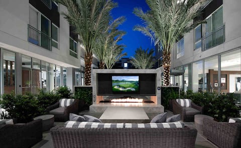 Luxury 2 King Master Bdrm Woodland Hills