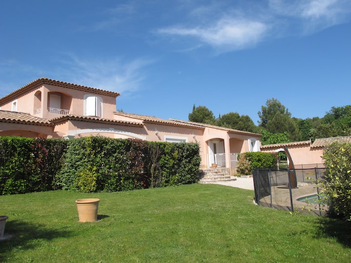 Maison 5 Chambres, Piscine, Jardin. - Lambesc