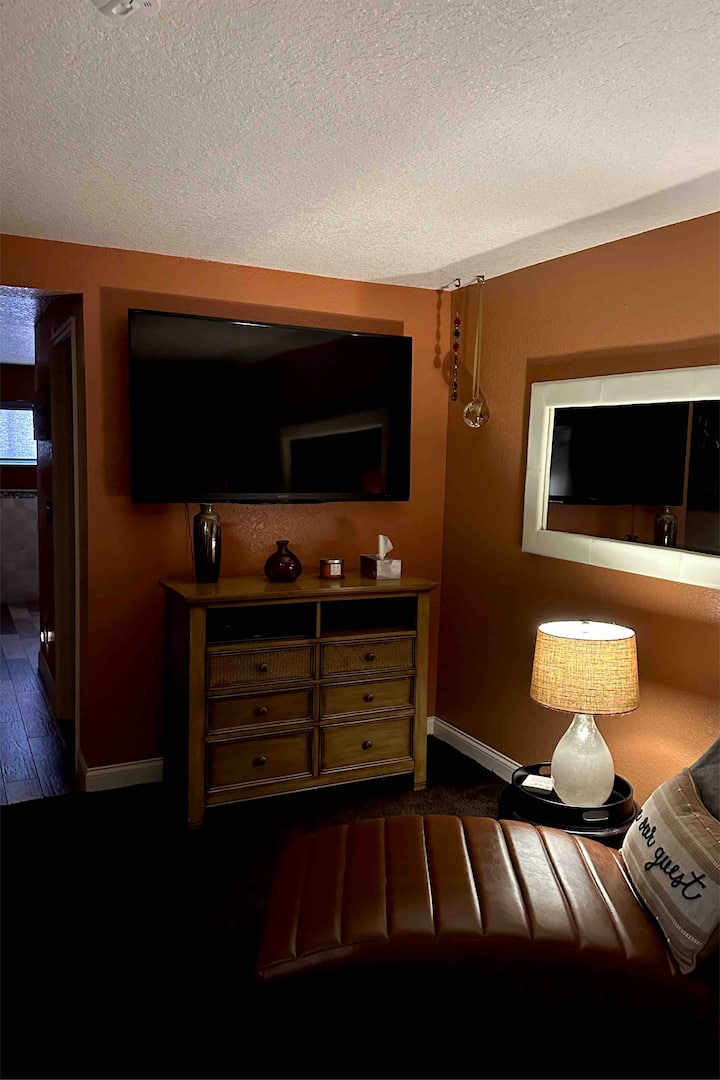 غرفة النوم الرئيسية 