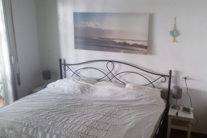 Საძინებელი 1 ორადგილიანი საწოლი