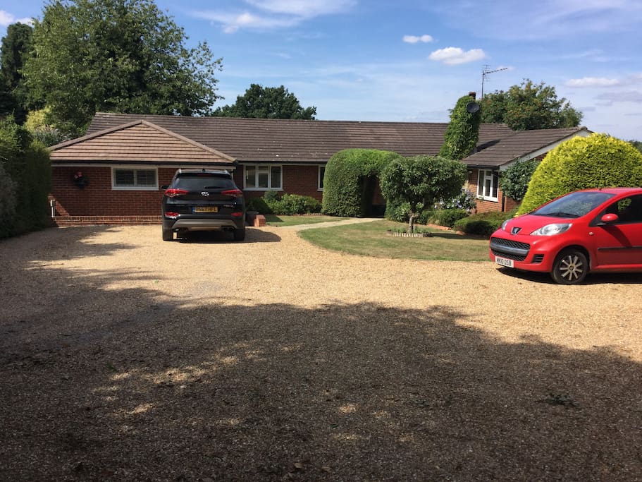Annexe on left