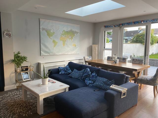 Entire, modern, spacious Family Home – 5 bedroom gallery image 5