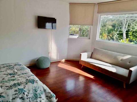201) Apartment in front of Torre Ánimas.
