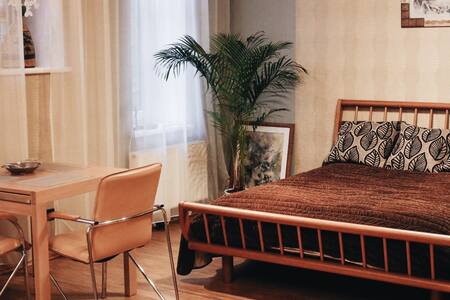 Quiet Studio Apartment in very City Center