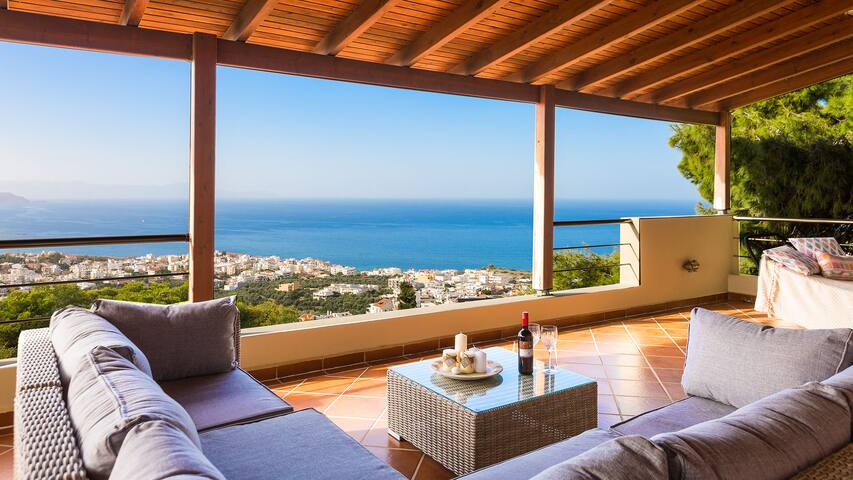 Casa Di Goya – A magical hilltop retreat gallery image 2