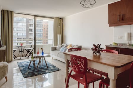 Acogedor dpto en Metro Bustamante (Stgo centro)