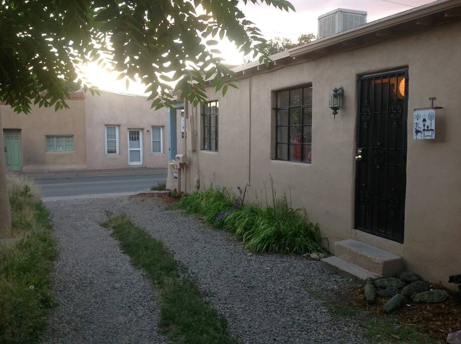 Driveway leading to Old Santa Fe Trail