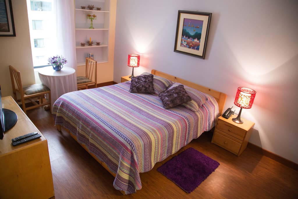 Dormitorio:
Cama King.
Dormitorio:
Cama King Size