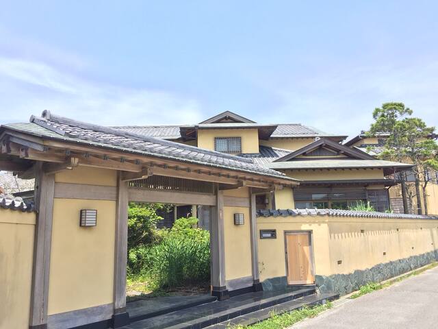 千葉の一宮海岸徒歩10分 1棟貸切大型ゲストハウス 一宮庵 海水浴 サーフィンに最適 30名宿泊可能 Feb 21 House In Chosei Gun Japan 5 Bedroom 1 Bathroom 千葉の一宮海岸徒歩10分 1棟貸切大型ゲストハウス 一宮庵 海水浴 サーフィンに最適 30名宿泊可能 Feb 21 House In Chosei Gun Japan 5 Bedroom 1 Bathroom