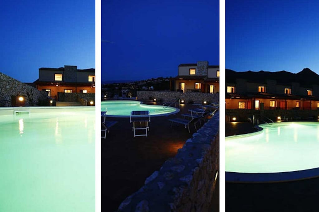 La piscina di notte