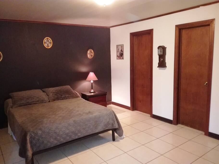 BAÑO PRIVADO Y WALKING CLOSET