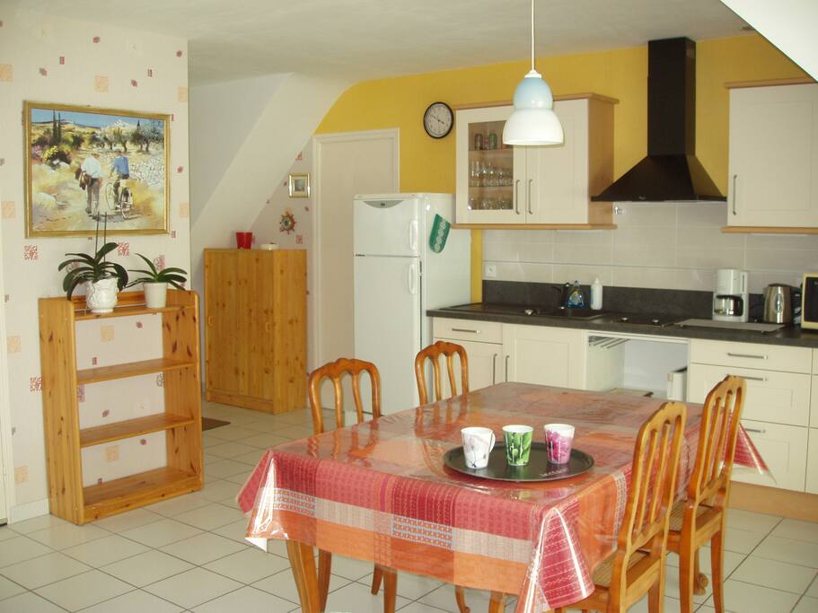 Pièce de vie côté cuisine