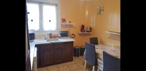 Large and simple apartment