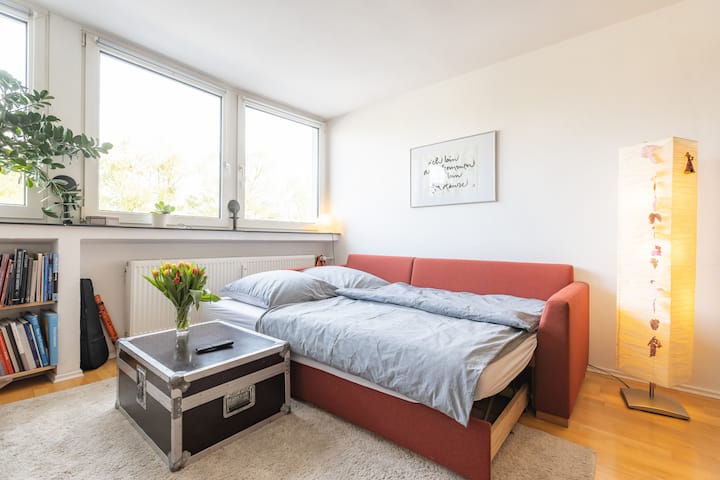 Ausklappbare Schlafcouch 2 m x 2,2 m