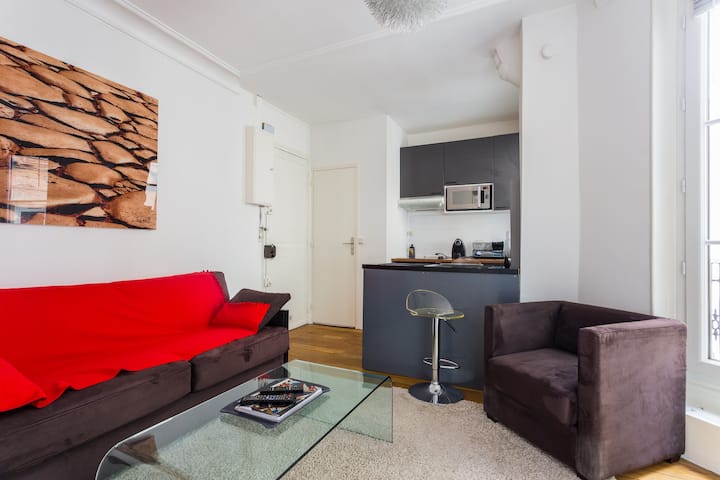 Cosy 2 rooms Oberkampf