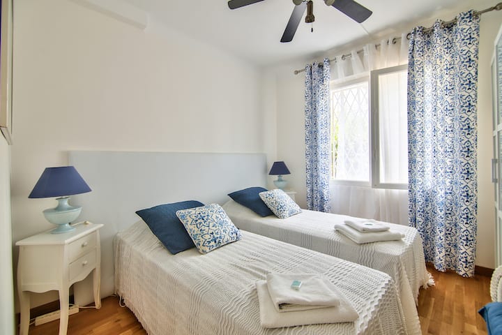 Chambre 1 : krevat dopio ose dopio
