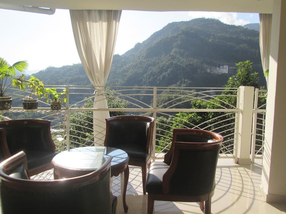 Sit outs with beautiful view