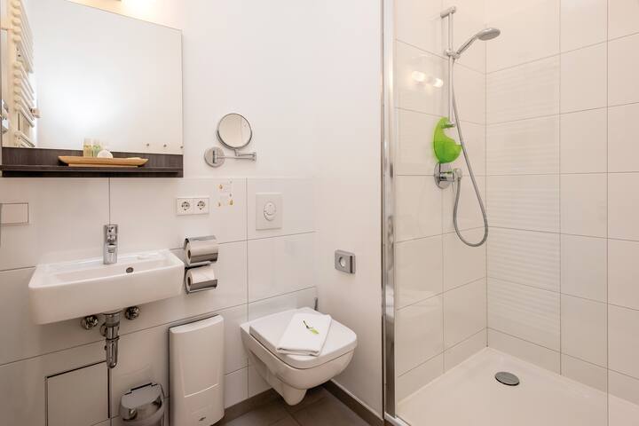 Penthouse Suite 2 or 3 bedrooms gallery image 3