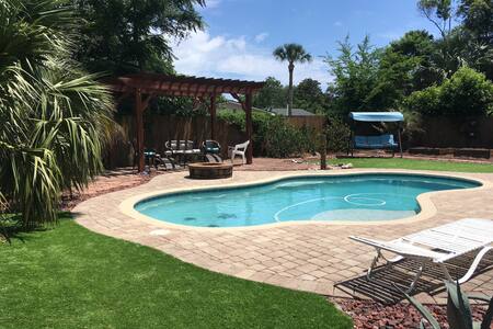 Atlantic Beach Vacation Rentals & Homes - Atlantic Beach, FL | Airbnb