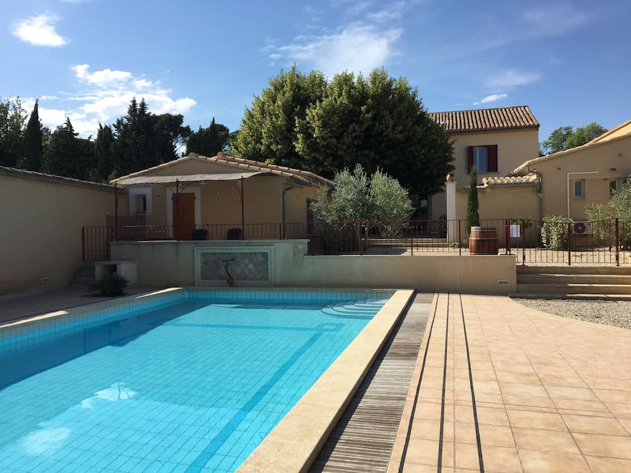 Ensemble gîte + piscine