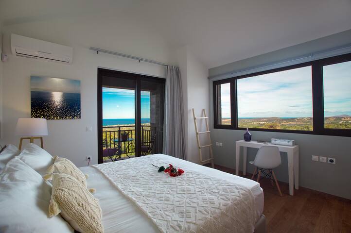 Luxury Sea View Villa w Guest House, Near Beaches gallery image 5