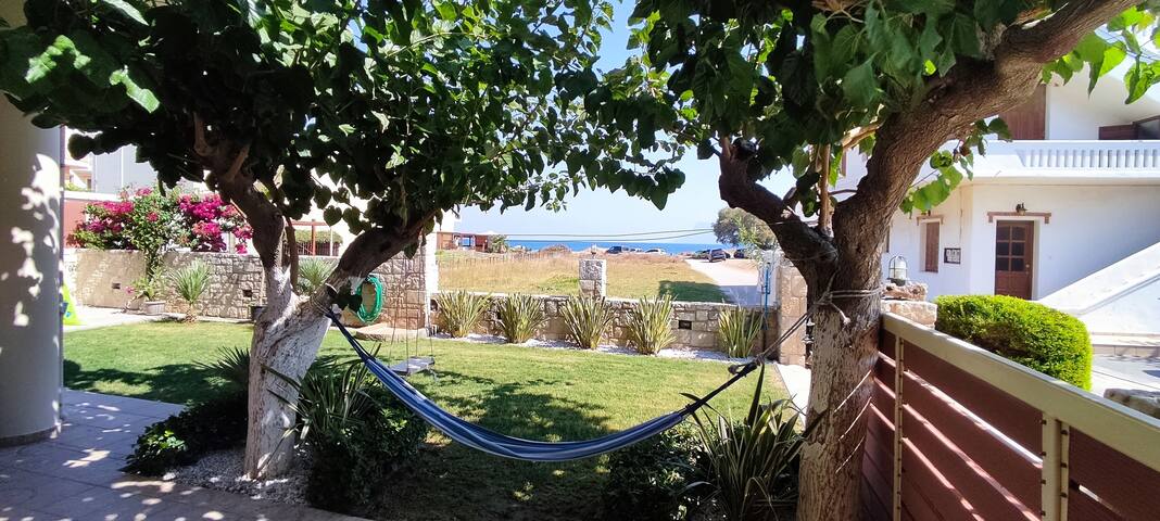 Chrisanna’s Residences – A Step Away From The Sea gallery image 2