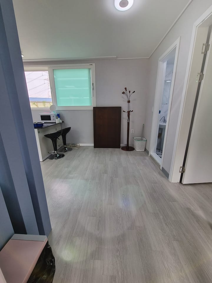 Სივრცეები შესასვლელი კარიდან