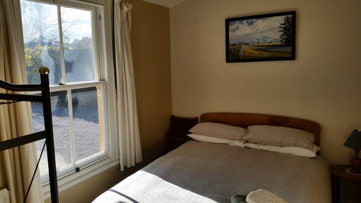 Alpenhorn Chalet - Mt Dobson (double room)