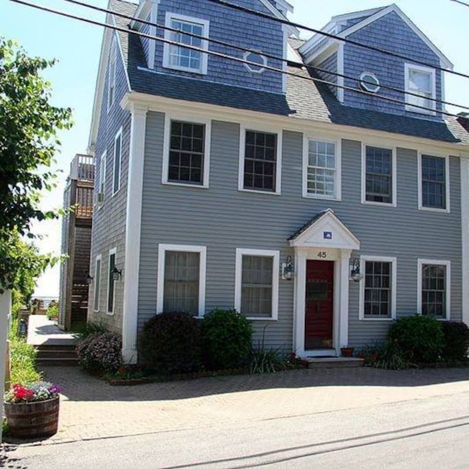 Jones Locker Condominium with pull up to unload your car.