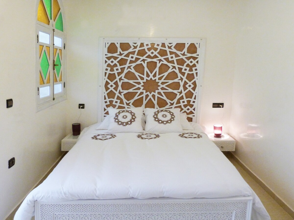 卧室1楼
（ 3号）