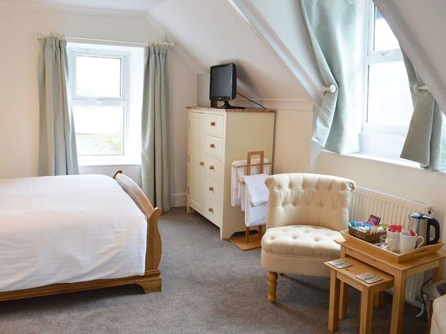 Guest room