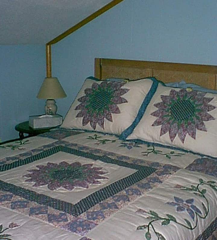 2nd Bedroom, upstairs