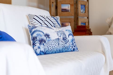 Airbnb em destaque: House of Black Stones em Porto Santo