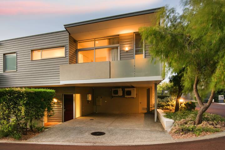 2 Bedroom Garden Villa @ Smiths Beach Resort gallery image 2