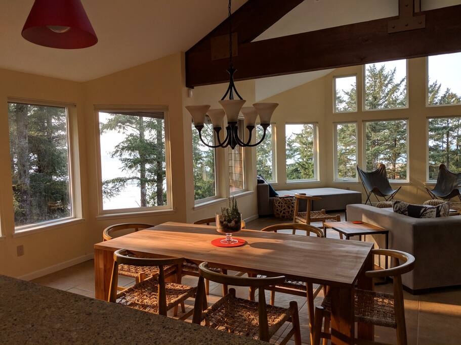 Great room dining area. the dining area can seat up to 8.