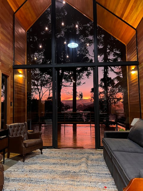 La Negra - Instagram @paradorlainvernada