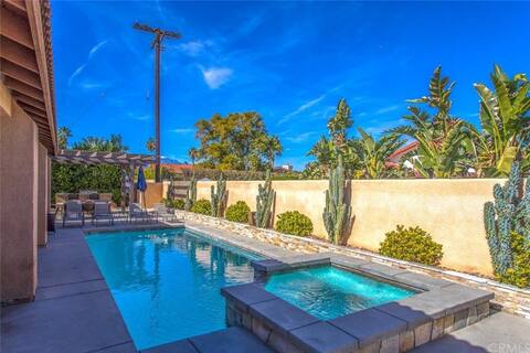 5-bd Private Pool & Spa @ Desert Oasis