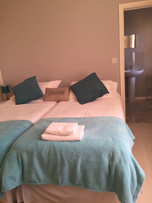 Earl Grey room, double or super king beds