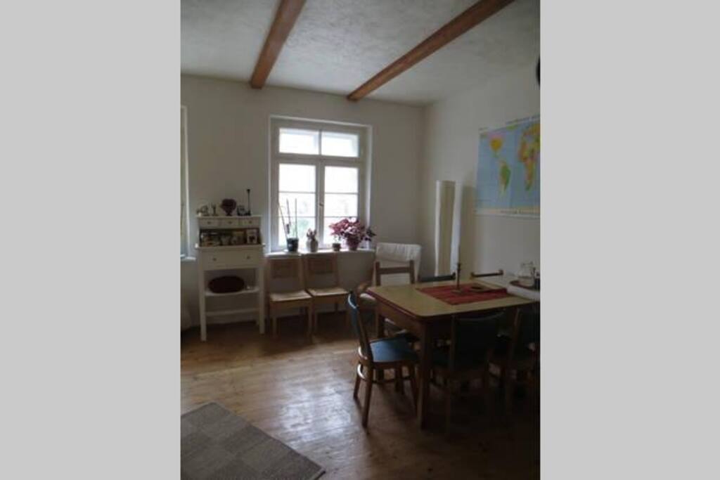Unser stilvolles und lebendiges Wohnzimmer