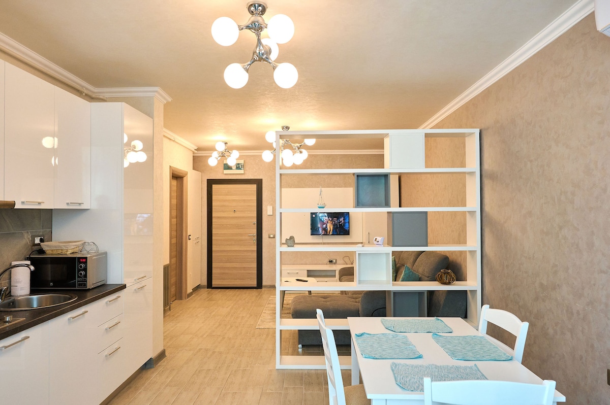 Aqua Vista MoonStar Alezzi - Spa & Pool Beach Resort — Apartment — vacation rental at Alezzi Beach Resort, Mamaia Nord, Constanța, Romania — property photo 7 | Aqua Vista Rentals