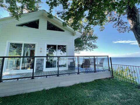 Cottage On Lake Ontario Niagara
