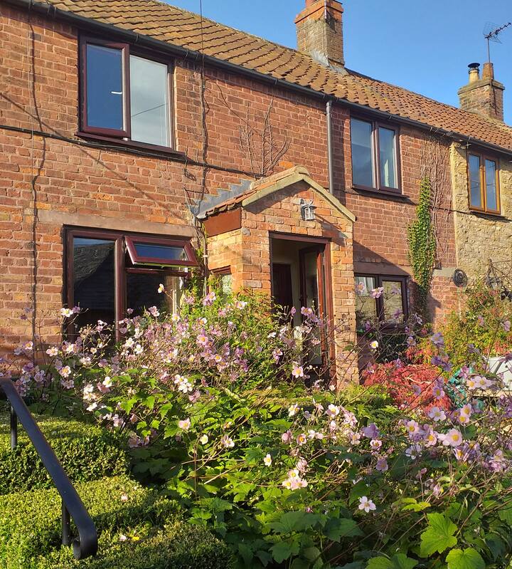 Wotton under Edge, cosy comfortable double room Houses for Rent in Gloucestershire, England