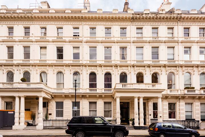 Spacious 2bedroom with Terrace- Hyde Park gallery image 5