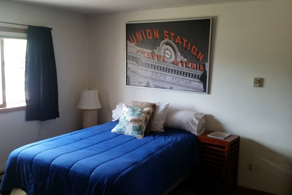 Great private quite room with private bathroom