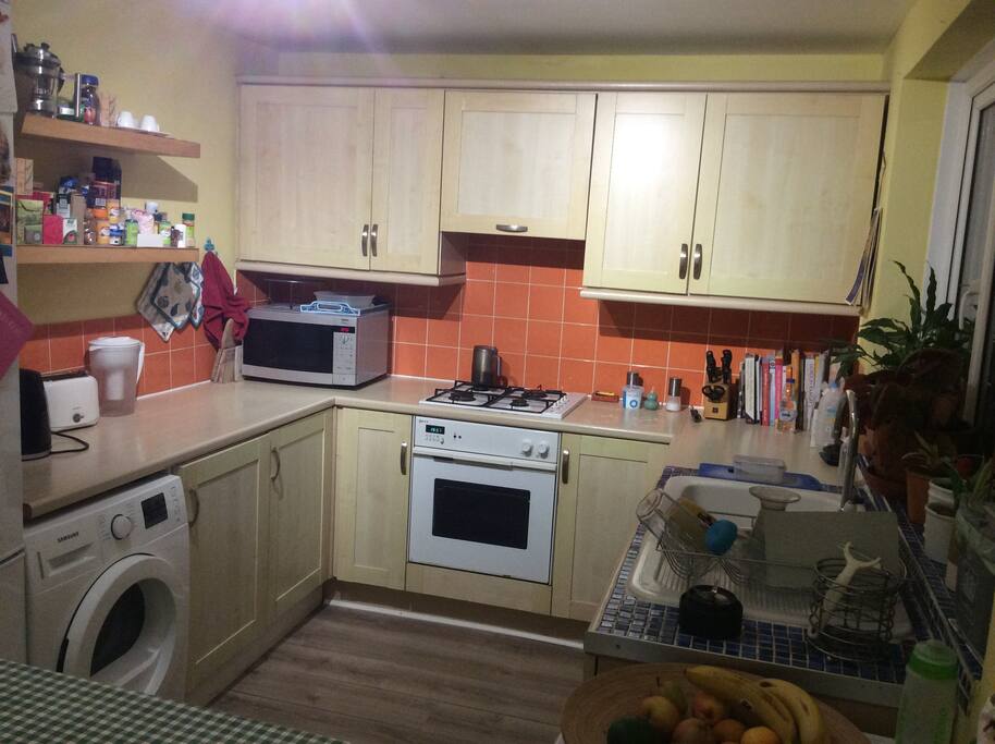 Fully equipped kitchen (incl. washing machine, dryer)