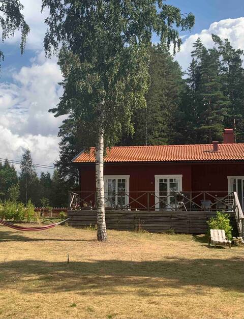 Nice cottage by the beach