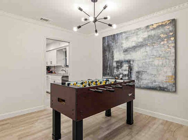 Beautiful home close to downtown Dallas. gallery image 5