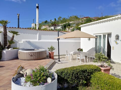 Partenope Exclusive Holiday Pool Jacuzzi